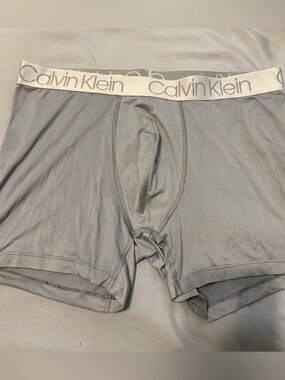 Calvin Klein Light Gray Men’s Boxer Briefs with White Logo Waistband